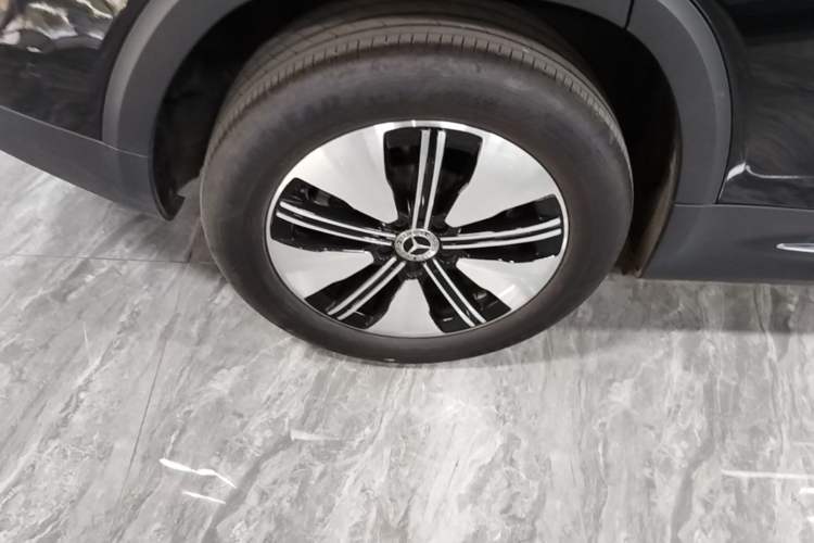 Used Mercedes-Benz EQB 2022 EQB 260 Right Rear Wheel Hub