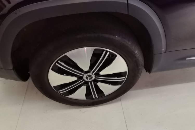 Used Mercedes-Benz EQB 2022 EQB 260 Right Rear Wheel Hub