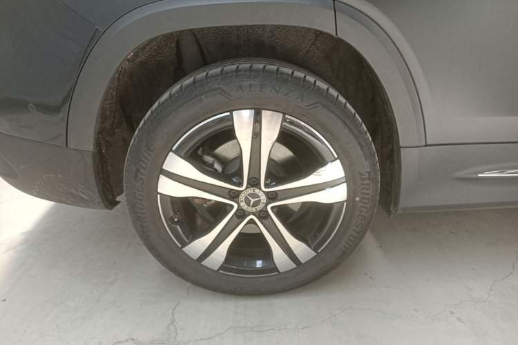 Used Mercedes-Benz EQB 2022 EQB 350 4MATIC Right Rear Wheel Hub