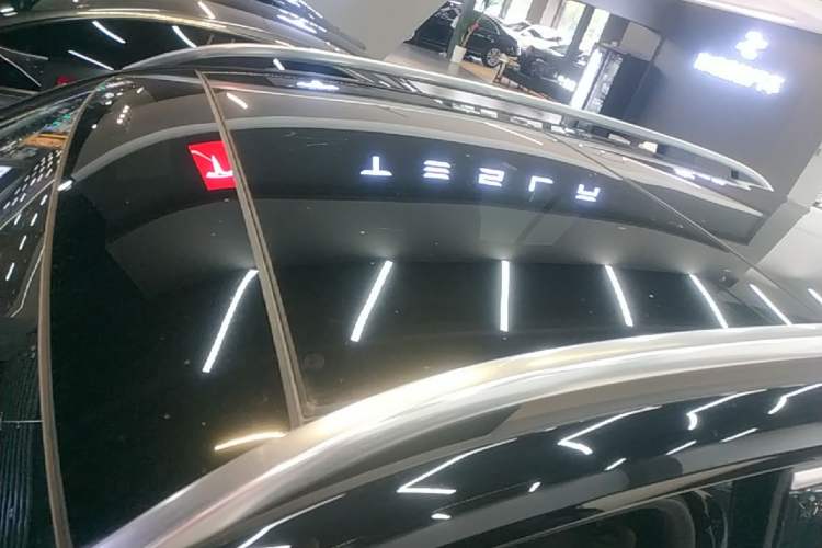 Used Mercedes-Benz EQB 2022 EQB 350 4MATIC Roof