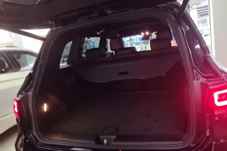 Used Mercedes-Benz EQB 2022 EQB 260 Trunk
