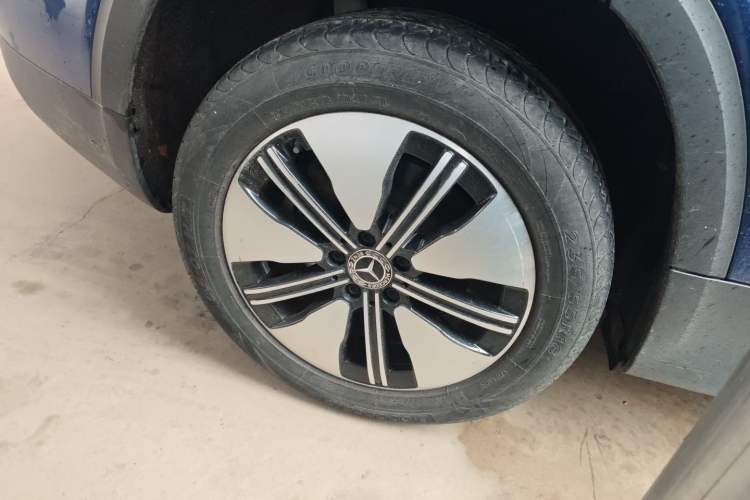 Used Mercedes-Benz EQB 2022 EQB 260 Exterior 4