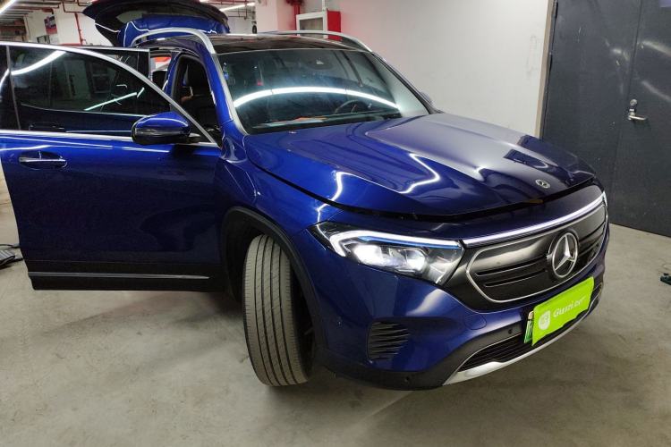 Used Mercedes-Benz EQB 2022 EQB 260 Front Right 45 Deg