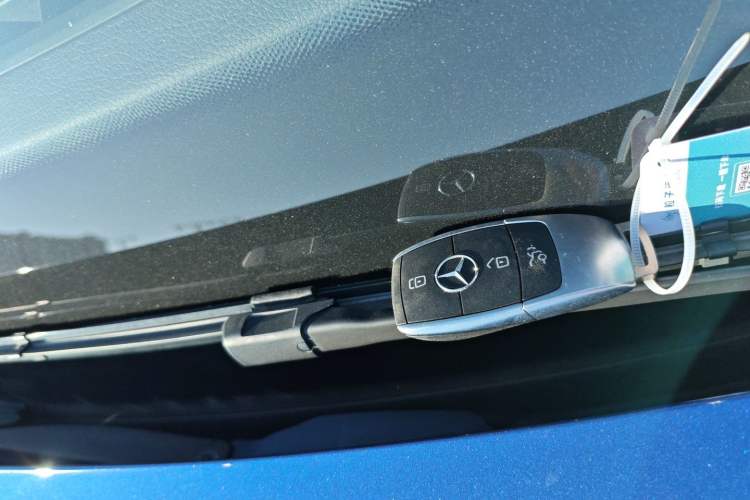Used Mercedes-Benz EQB 2022 EQB 260 Interior 1