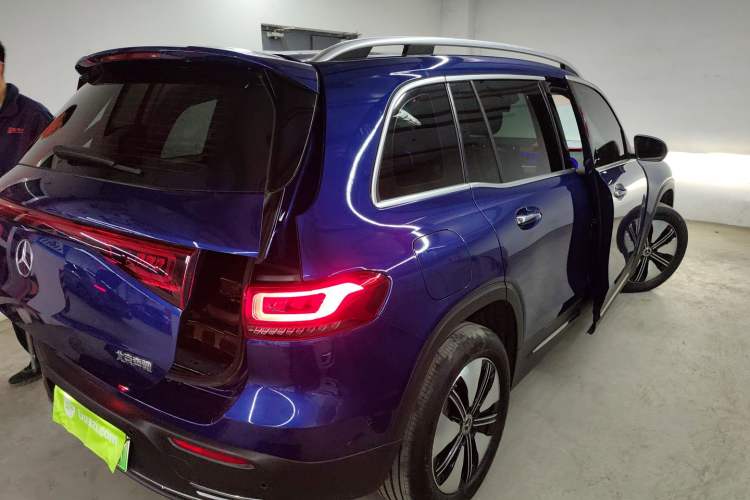 Used Mercedes-Benz EQB 2022 EQB 260 Rear Right 45 Deg