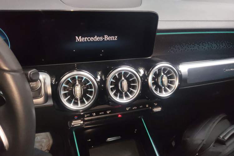Used Mercedes-Benz EQB 2022 EQB 260 Audio And AC Panel