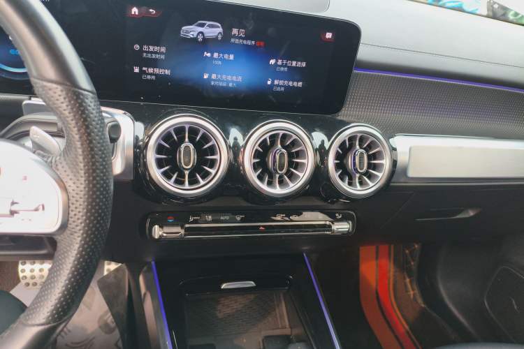 Used Mercedes-Benz EQB 2022 EQB 350 4MATIC First Edition Special Version Audio And AC Panel