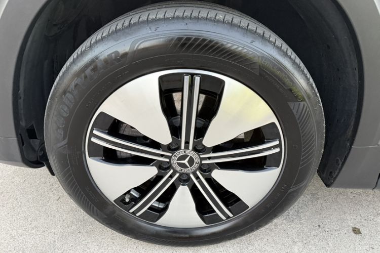 Used Mercedes-Benz EQB 2022 EQB 260 Exterior 4