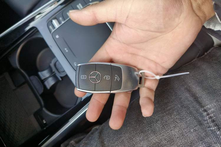 Used Mercedes-Benz EQB 2022 EQB 260 Interior 1