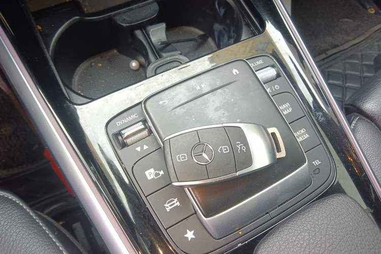 Used Mercedes-Benz EQB 2022 EQB 350 4MATIC First Edition Special Version Interior 1