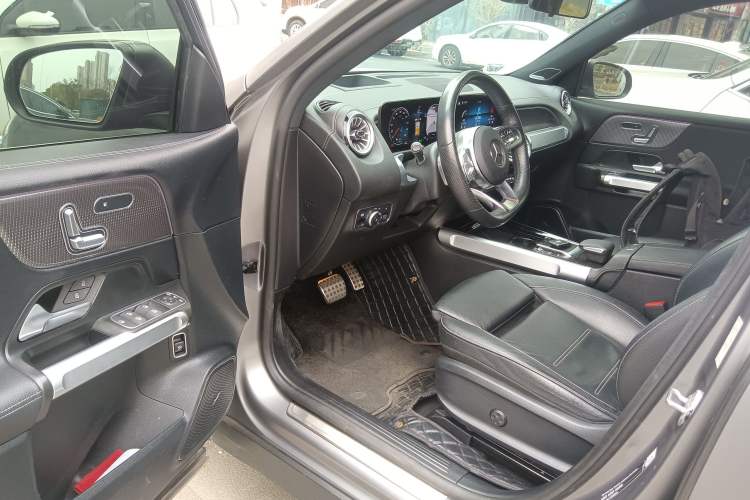 Used Mercedes-Benz EQB 2022 EQB 350 4MATIC First Edition Special Version Interior 3
