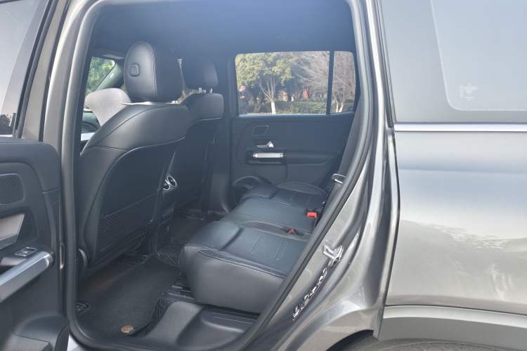 Used Mercedes-Benz EQB 2022 EQB 350 4MATIC First Edition Special Version Interior 7