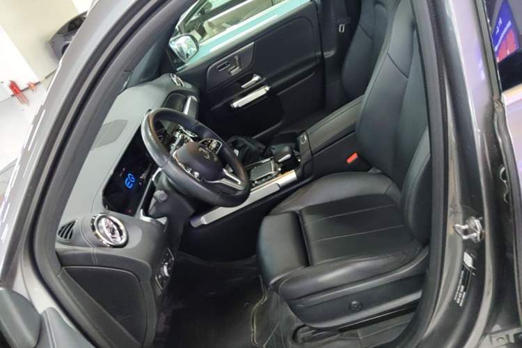 Used Mercedes-Benz EQB 2022 EQB 260 Left Front Seat