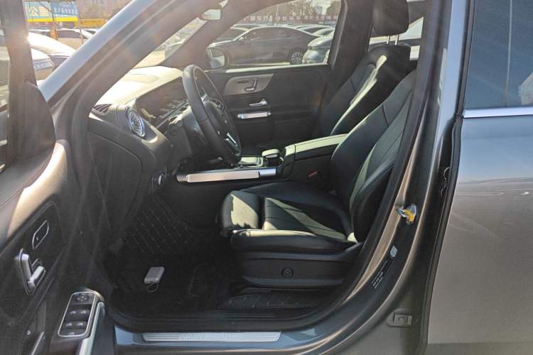 Used Mercedes-Benz EQB 2022 EQB 260 Left Front Seat