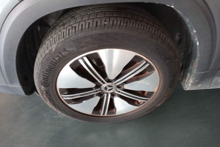 Used Mercedes-Benz EQB 2022 EQB 260 Left Front Wheel Hub