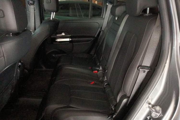 Used Mercedes-Benz EQB 2022 EQB 260 Left Rear Seat