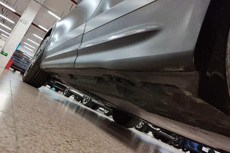 Used Mercedes-Benz EQB 2022 EQB 350 4MATIC First Edition Special Version Left Side Sill