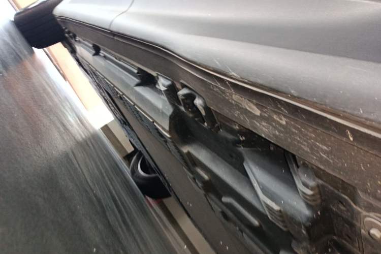 Used Mercedes-Benz EQB 2022 EQB 260 Left Side Sill