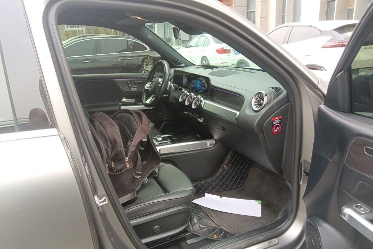 Used Mercedes-Benz EQB 2022 EQB 350 4MATIC First Edition Special Version Right Front Seat