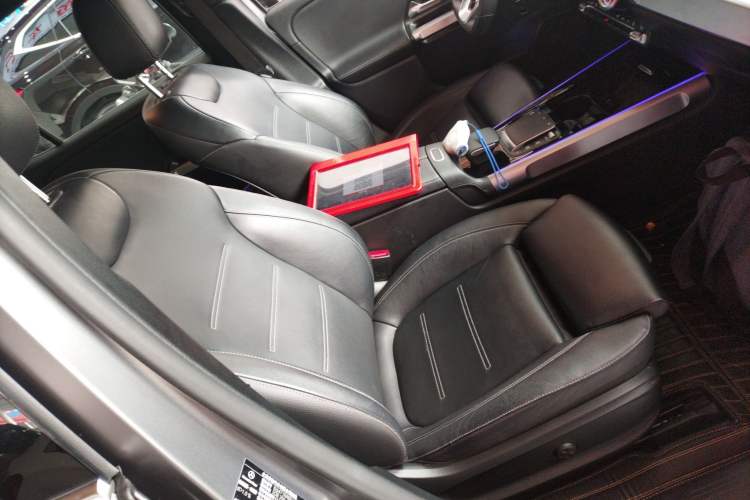 Used Mercedes-Benz EQB 2022 EQB 350 4MATIC First Edition Special Version Right Front Seat