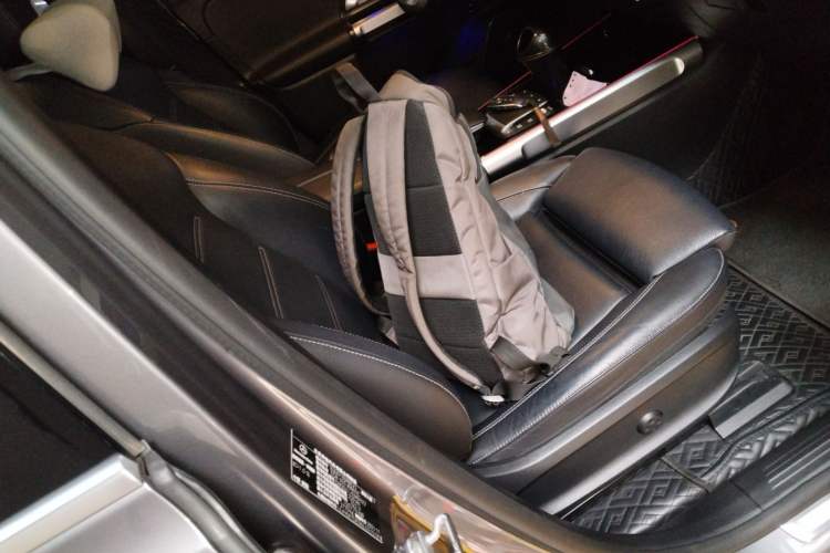 Used Mercedes-Benz EQB 2022 EQB 350 4MATIC First Edition Special Version Right Front Seat