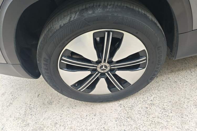 Used Mercedes-Benz EQB 2022 EQB 260 Right Rear Wheel Hub