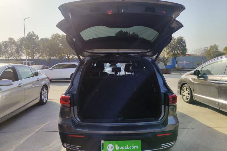 Used Mercedes-Benz EQB 2022 EQB 260 Trunk