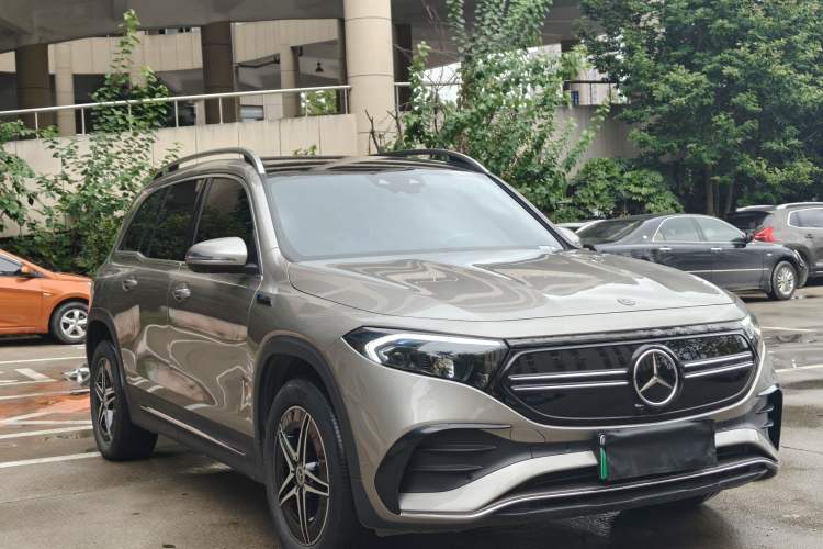 Used Mercedes-Benz EQB 2022 EQB 350 4MATIC First Edition Special Version Exterior 2