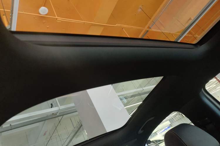Used Mercedes-Benz EQB 2022 EQB 350 4MATIC First Edition Special Version Headliner