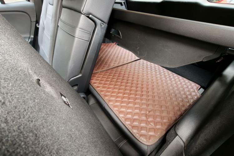 Used Mercedes-Benz EQB 2022 EQB 350 4MATIC First Edition Special Version Interior 6