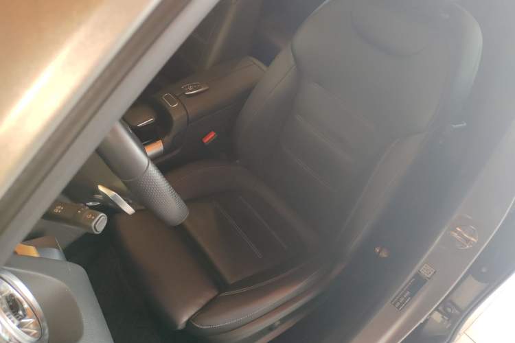 Used Mercedes-Benz EQB 2022 EQB 350 4MATIC First Edition Special Version Left Front Seat