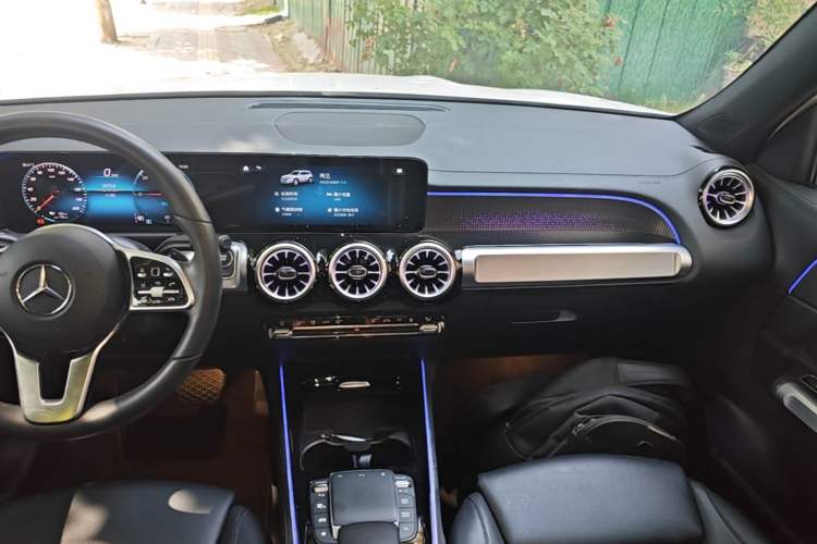 Used Mercedes-Benz EQB 2022 EQB 260 Audio And AC Panel