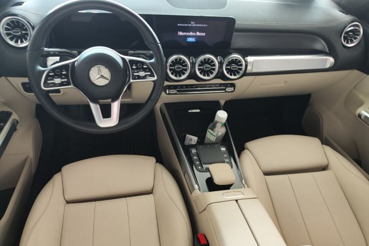 Used Mercedes-Benz EQB 2022 EQB 260 Center Console