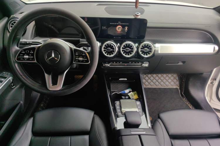 Used Mercedes-Benz EQB 2022 EQB 260 Center Console