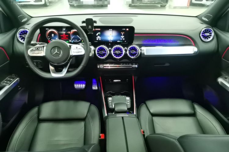 Used Mercedes-Benz EQB 2022 EQB 350 4MATIC Center Console