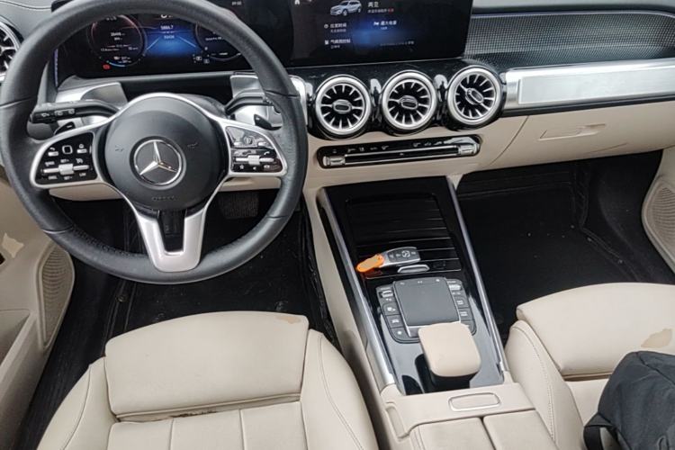 Used Mercedes-Benz EQB 2022 EQB 260 Center Console