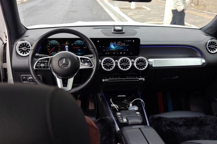 Used Mercedes-Benz EQB 2022 EQB 260 Center Console