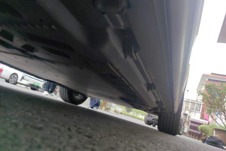 Used Mercedes-Benz EQB 2022 EQB 260 Chassis Front Left