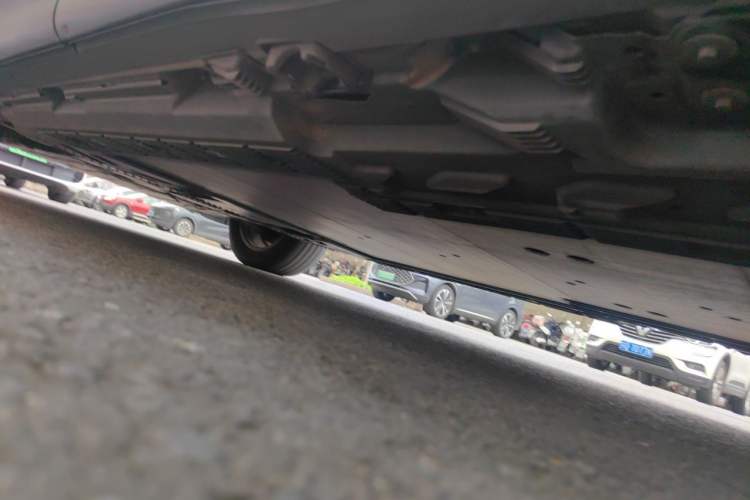 Used Mercedes-Benz EQB 2022 EQB 260 Chassis Rear Left