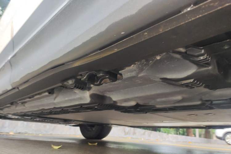 Used Mercedes-Benz EQB 2022 EQB 260 Chassis Rear Left