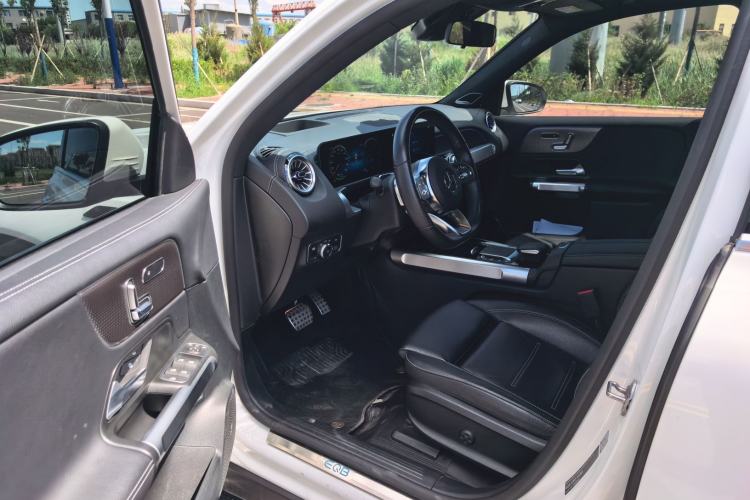 Used Mercedes-Benz EQB 2022 EQB 350 4MATIC First Edition Special Version Driver Seat