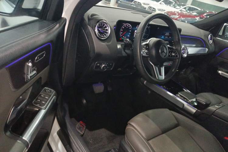 Used Mercedes-Benz EQB 2022 EQB 350 4MATIC Driver Seat