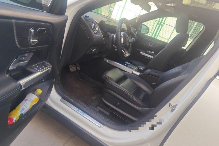 Used Mercedes-Benz EQB 2022 EQB 350 4MATIC First Edition Special Version Driver Seat
