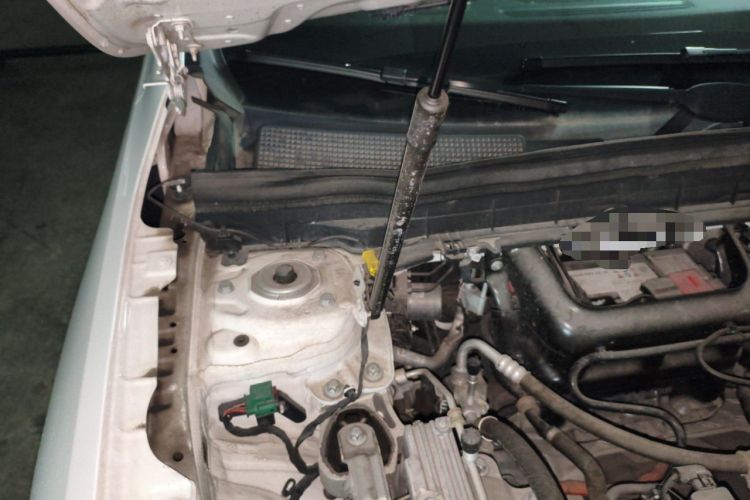Used Mercedes-Benz EQB 2022 EQB 260 Engine Bay Right