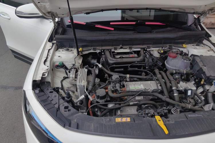 Used Mercedes-Benz EQB 2022 EQB 260 Engine Bay Right