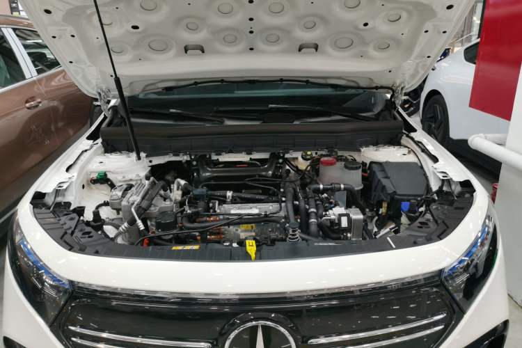 Used Mercedes-Benz EQB 2022 EQB 350 4MATIC Engine Bay