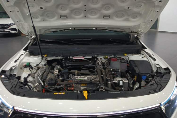 Used Mercedes-Benz EQB 2022 EQB 350 4MATIC Engine Bay