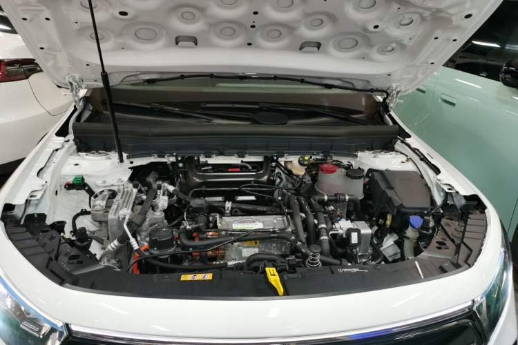 Used Mercedes-Benz EQB 2022 EQB 350 4MATIC Engine Bay