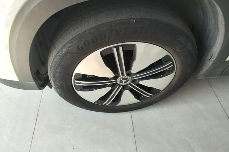 Used Mercedes-Benz EQB 2022 EQB 260 Exterior 4