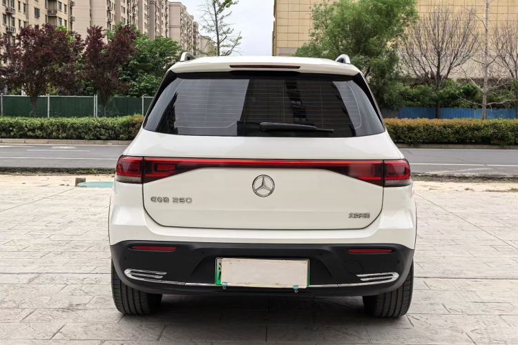 Used Mercedes-Benz EQB 2022 EQB 260 Exterior 7